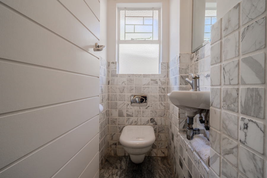 To Let 3 Bedroom Property for Rent in Camps Bay Western Cape